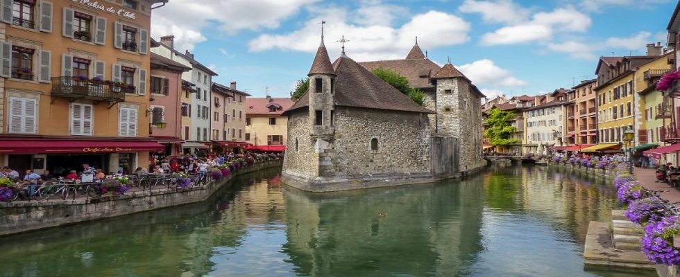 Venez découvrir Annecy, la Venise des Alpes ! – CIBC Rhone Alpes